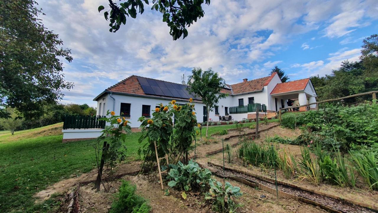 Palos Resort Zalacsány Eksteriør billede